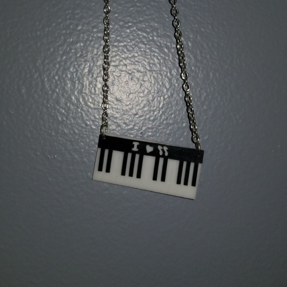 Claire's Necklace